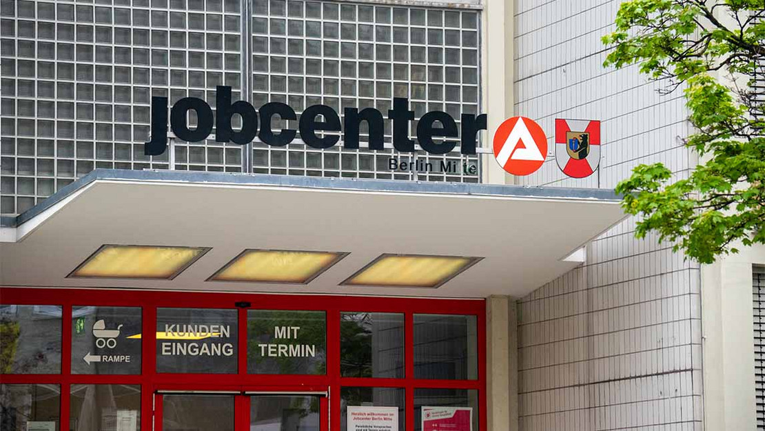 Eingangsbereich des Jobcenters Berlin-Mitte. 